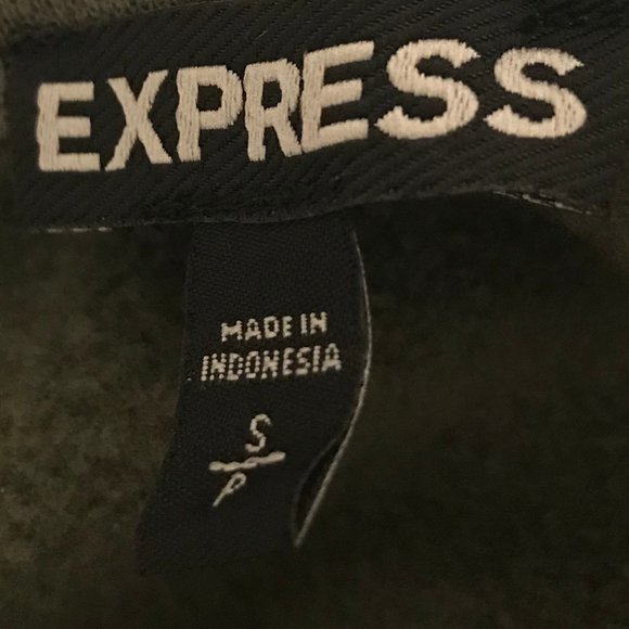 Express 3/4 Sleeve Green and Gold Lion Paris Sweater - Picture 6 of 6